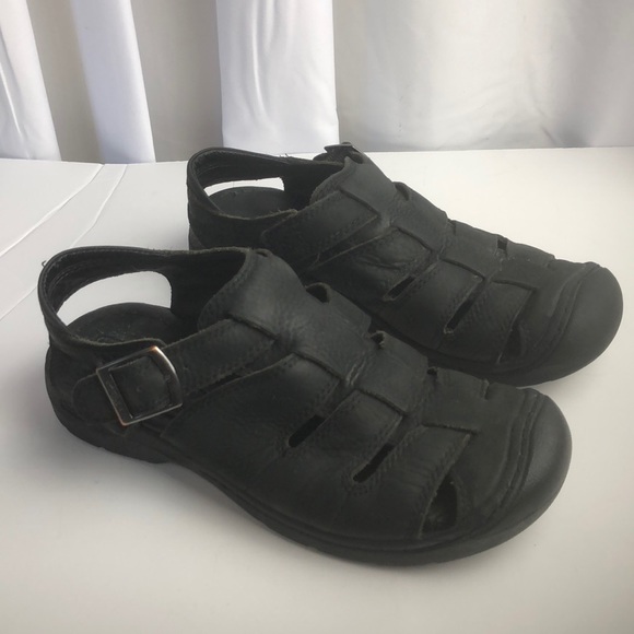 keen fisherman sandals